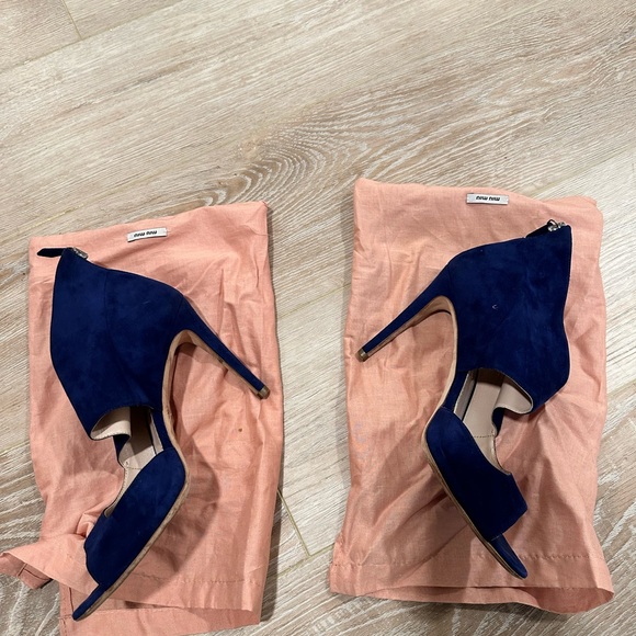Gently used Miu Miu suede heels in navy - Picture 6 of 7